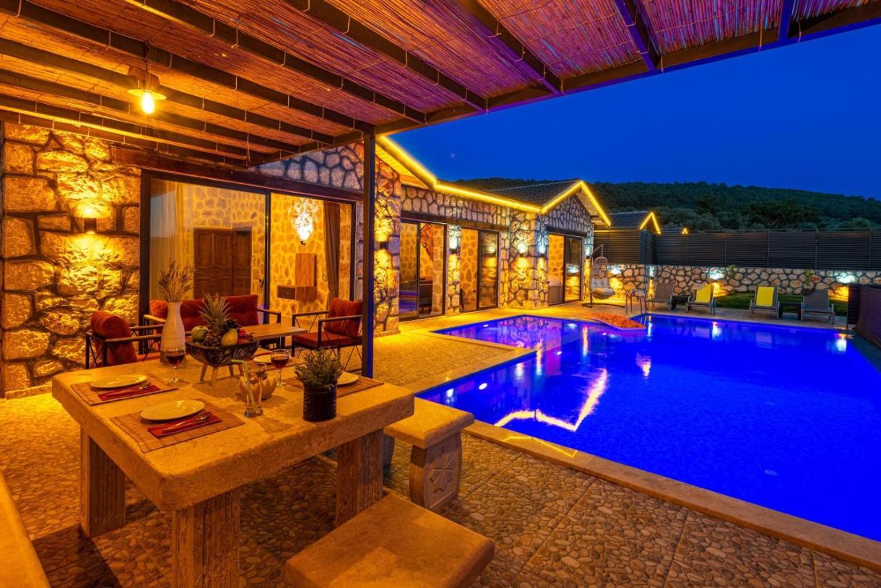 Kalkan'Da 2 Yatak Odali Jakuzili Villa-Villa Seabird Kas Exterior photo