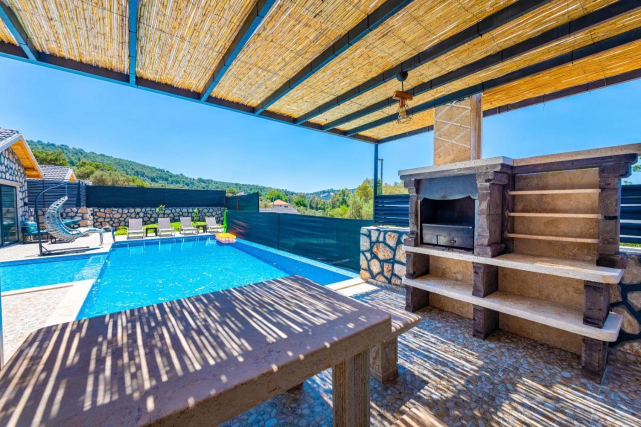 Kalkan'Da 2 Yatak Odali Jakuzili Villa-Villa Seabird Kas Exterior photo